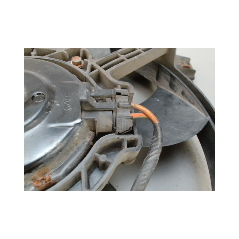 MOTEUR VENTILATEUR RADIATEUR LAND ROVER FREELAND.