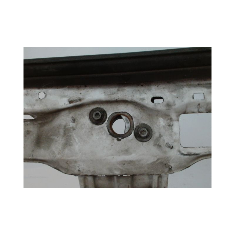 TRAVERSE SUPERIEURE ARMATURE AVANT RENAULT CLIO