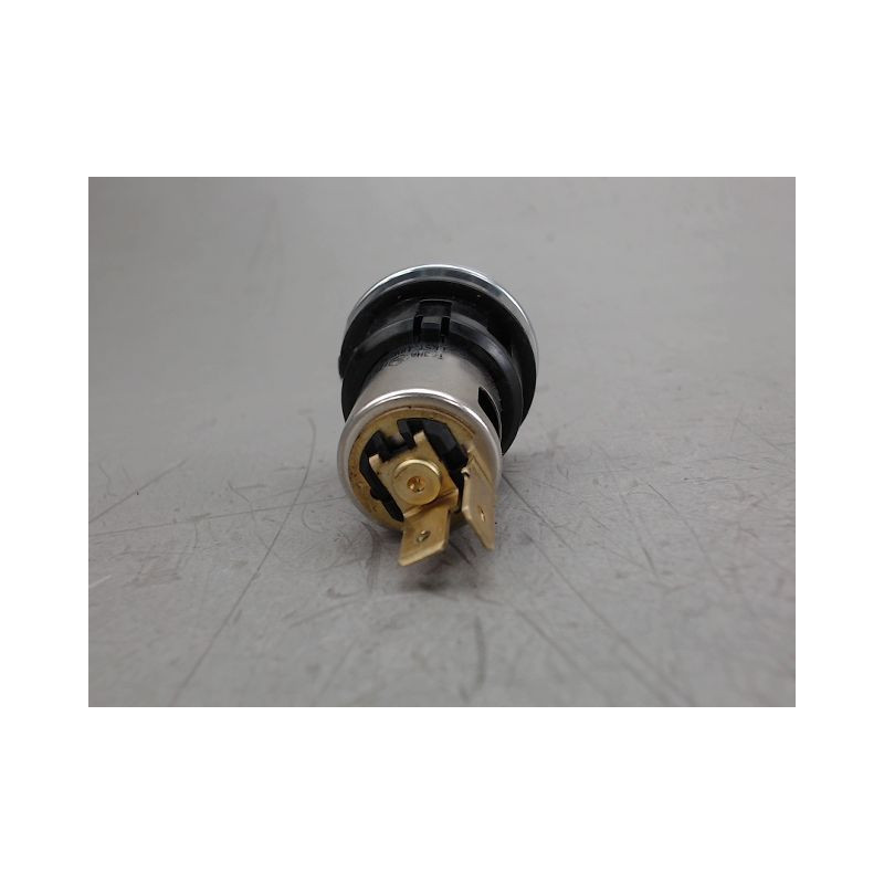 PRISE 12V AV FORD B-MAX