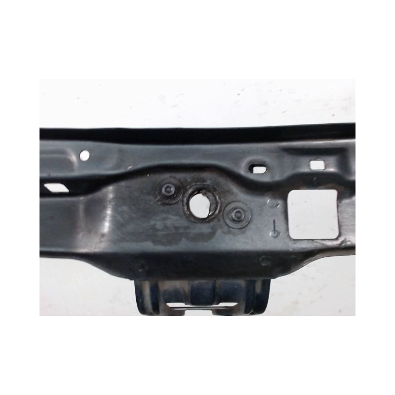 TRAVERSE SUPERIEURE ARMATURE AVANT RENAULT CLIO
