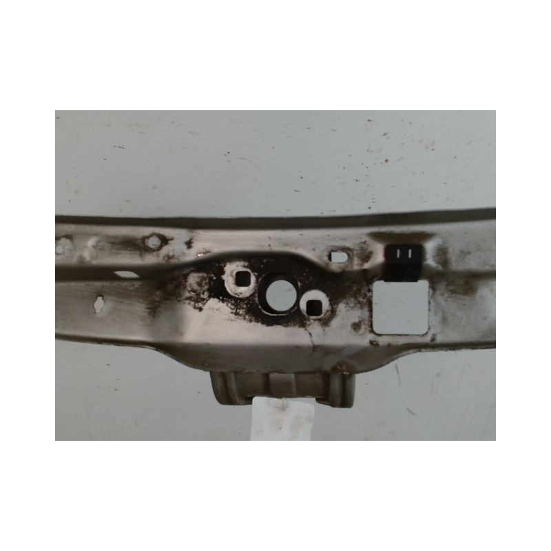 TRAVERSE SUPERIEURE ARMATURE AVANT RENAULT CLIO