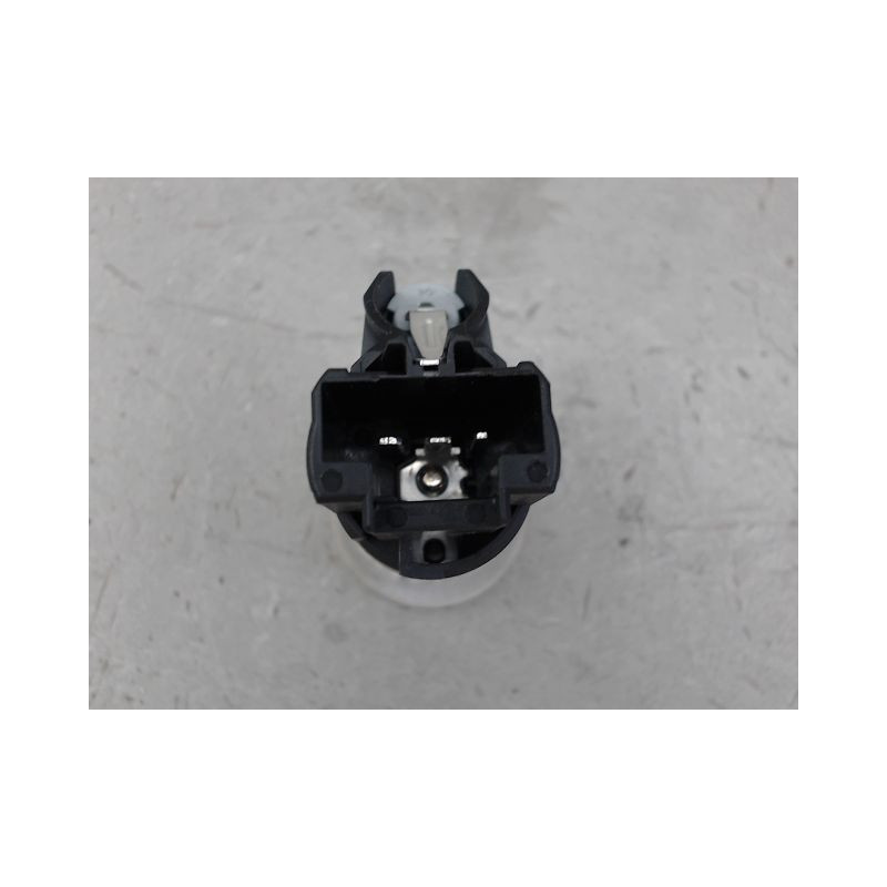 PRISE 12V AV RENAULT MEGANE