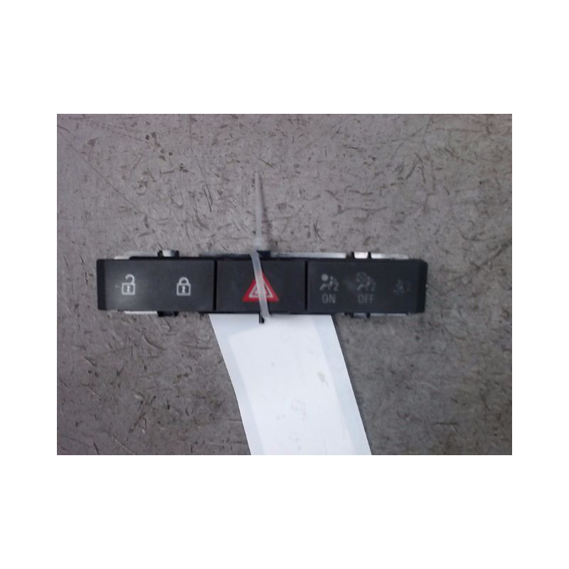BOUTON DE WARNING OPEL ASTRA