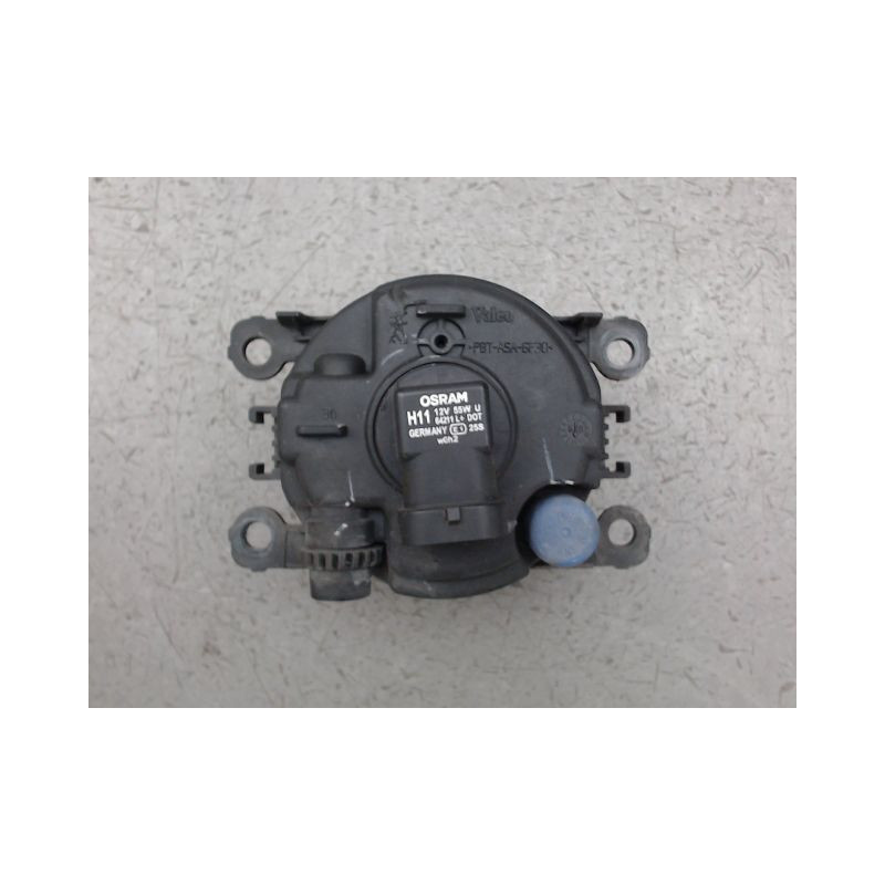 PHARE ANTIBROUILLARD AVANT DROIT DACIA SANDERO