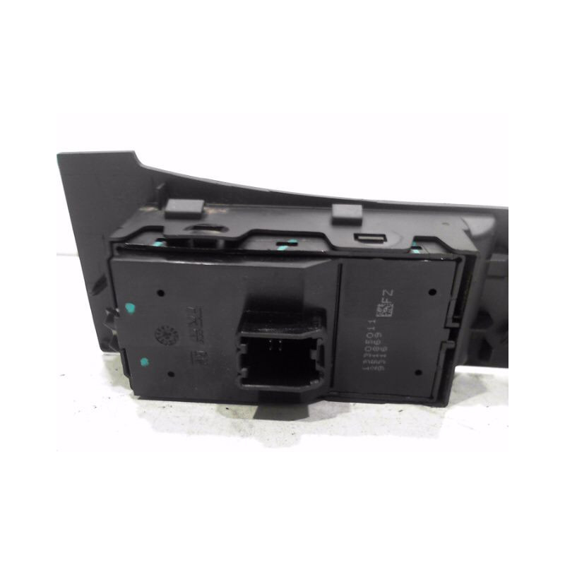 COMMANDE LEVE-GLACE PORTE AVG OPEL ASTRA