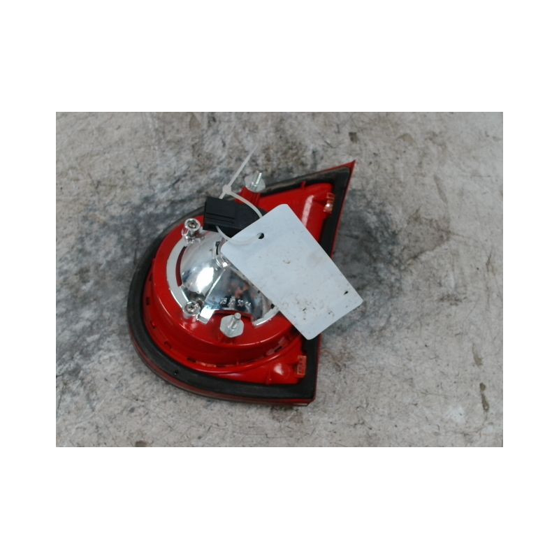 FEU ARRIERE INTERIEUR GAUCHE VOLKSWAGEN GOLF V 2003-2009