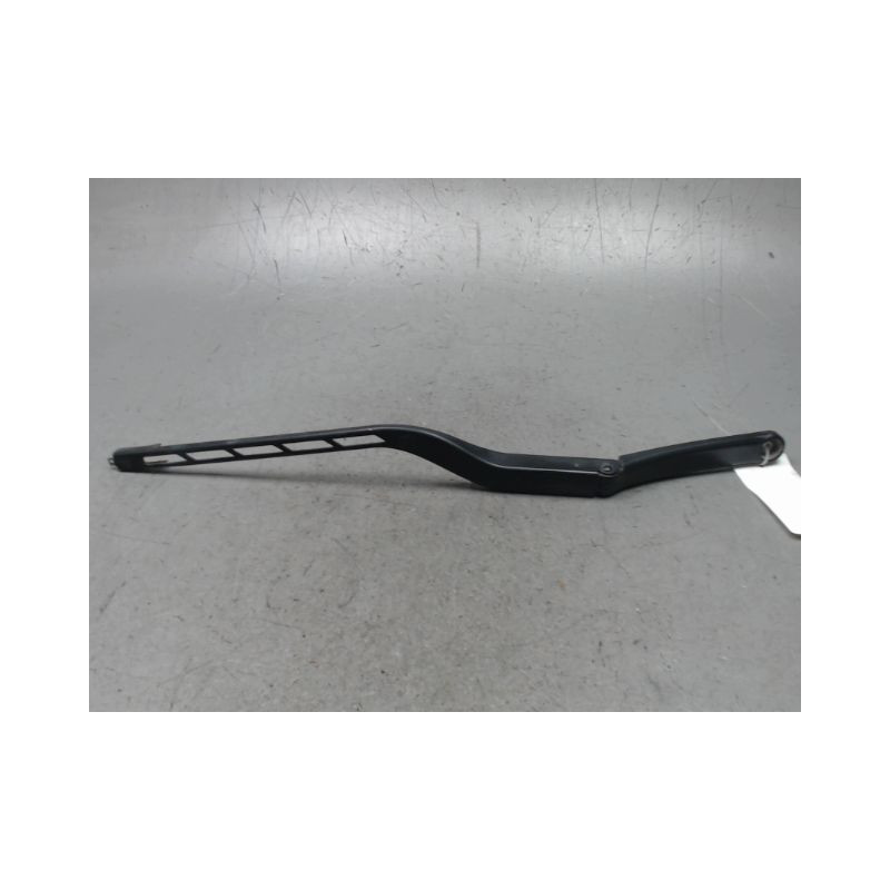 BRAS ESSUIE-GLACE AVANT GAUCHE AUDI A3 2003-