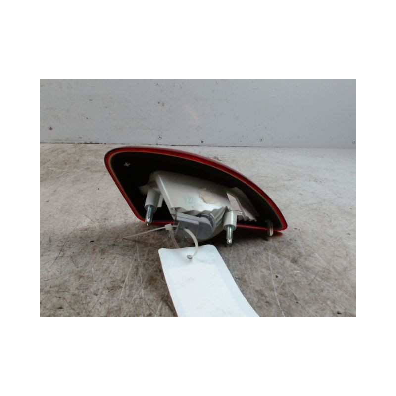 FEU ARRIERE INTERIEUR GAUCHE RENAULT TWINGO 2 2010-