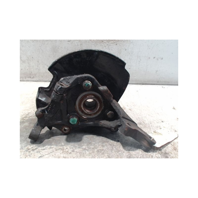 PIVOT AVANT DROIT KIA CARNIVAL