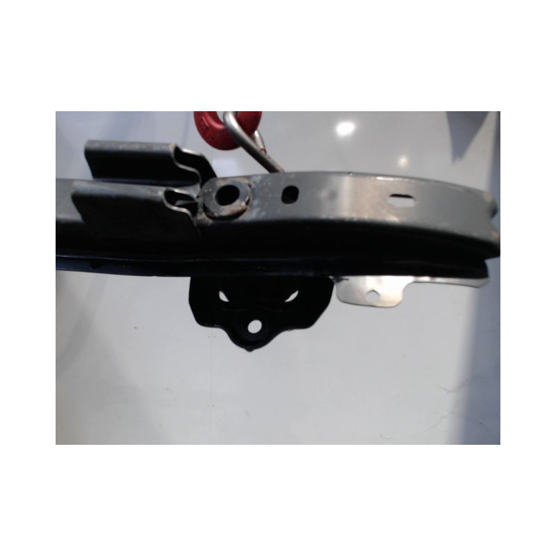 RENFORT PARE-CHOC ARRIERE  BMW SERIE 1