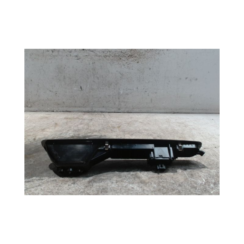 COMMANDE LEVE-GLACE PORTE AVD RENAULT MEGANE SCENIC III