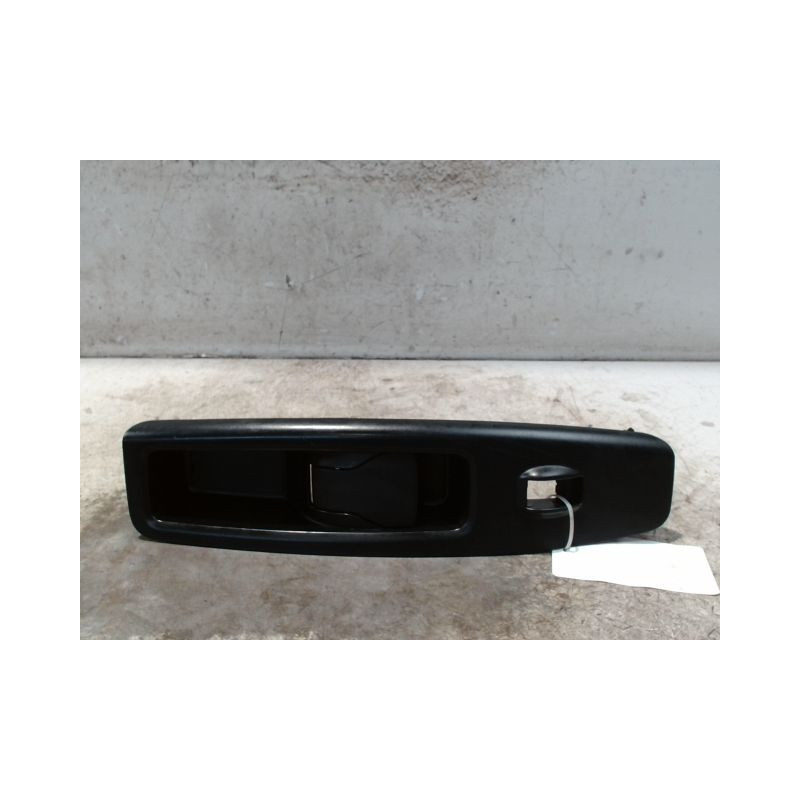 POIGNEE INTERIEURE PORTE AVANT DROIT FIAT DOBLO CARGO 2006-