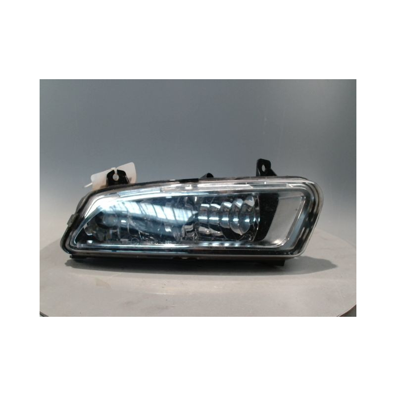 PHARE ANTIBROUILLARD AVANT GAUCHE VOLKSWAGEN POLO 2005-