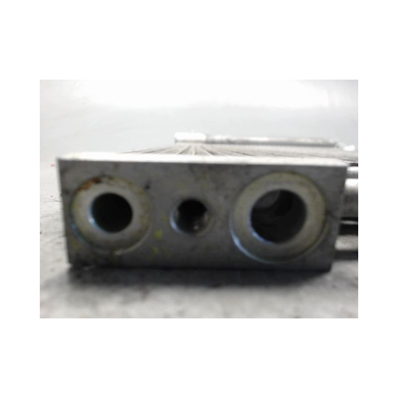 CONDENSEUR CLIMATISATION FIAT PUNTO