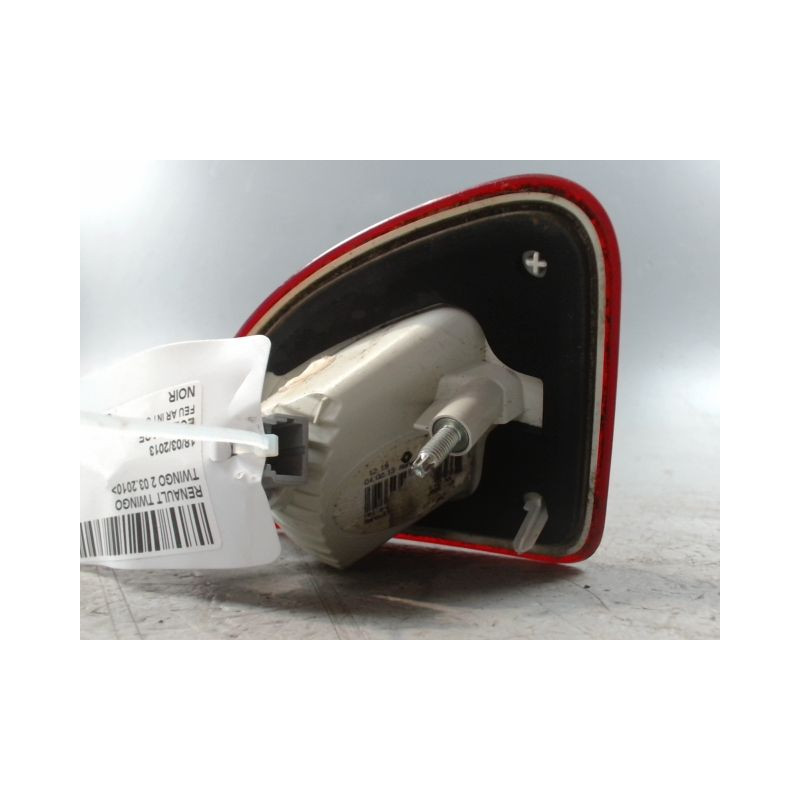 FEU ARRIERE INTERIEUR GAUCHE RENAULT TWINGO 2 2010-