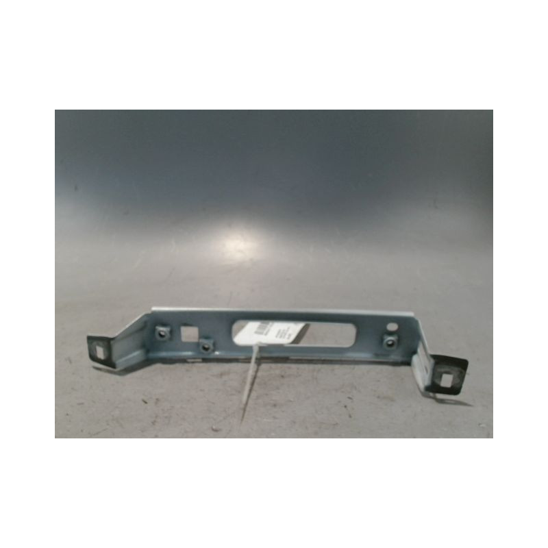 SUPPORT AILE AVG RENAULT KADJAR