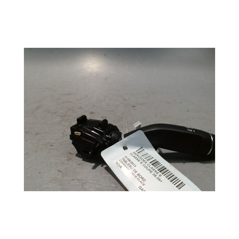 COMMANDE ESSUIE GLACE MERCEDES CLASSE E COUPE 09-