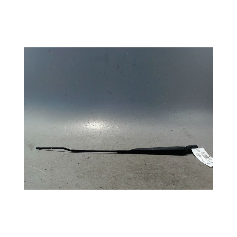 BRAS ESSUIE-GLACE AVANT DROIT RENAULT KANGOO EXPRESS 2008-
