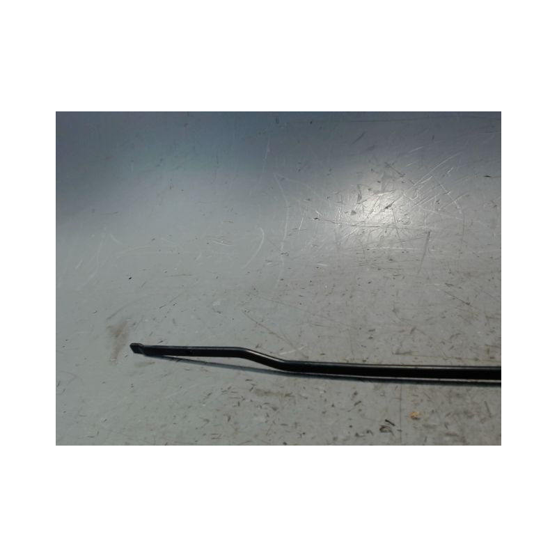 BRAS ESSUIE-GLACE AVANT DROIT RENAULT KANGOO EXPRESS 2008-