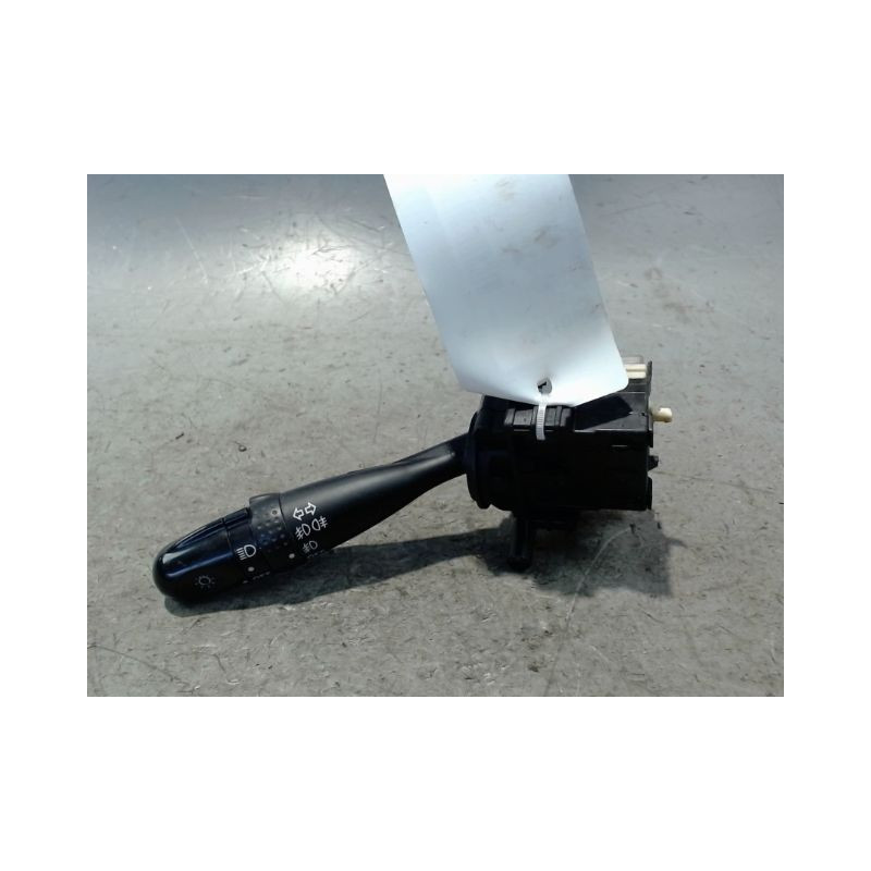 COMMANDE CLIGNOTANT TOYOTA COROLLA 2002-
