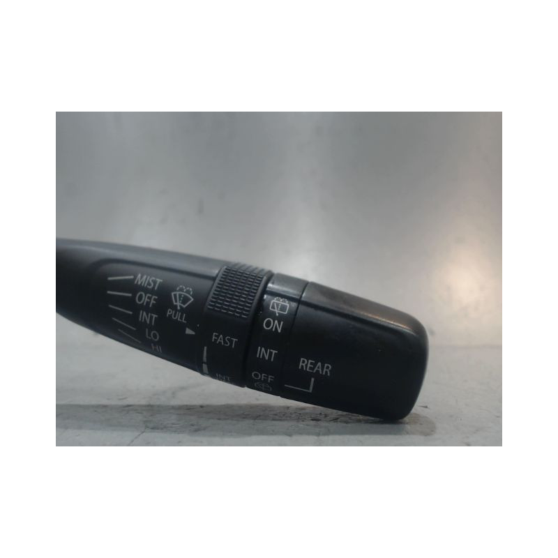 COMMANDE ESSUIE GLACE SUZUKI SWIFT