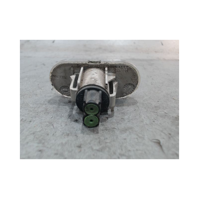 REPETITEUR AILE GAUCHE RENAULT TWINGO