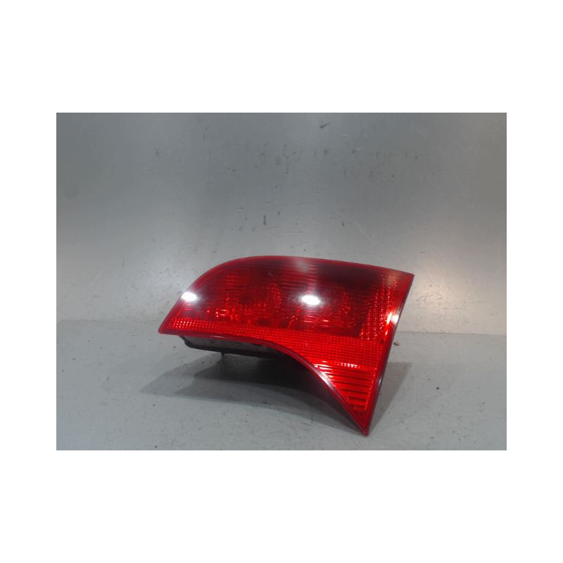 FEU ARRIERE INTERIEUR DROIT AUDI A4