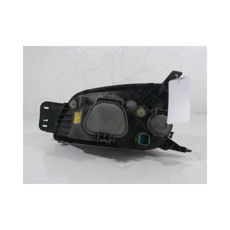 PHARE DROIT FORD FIESTA 99-2002