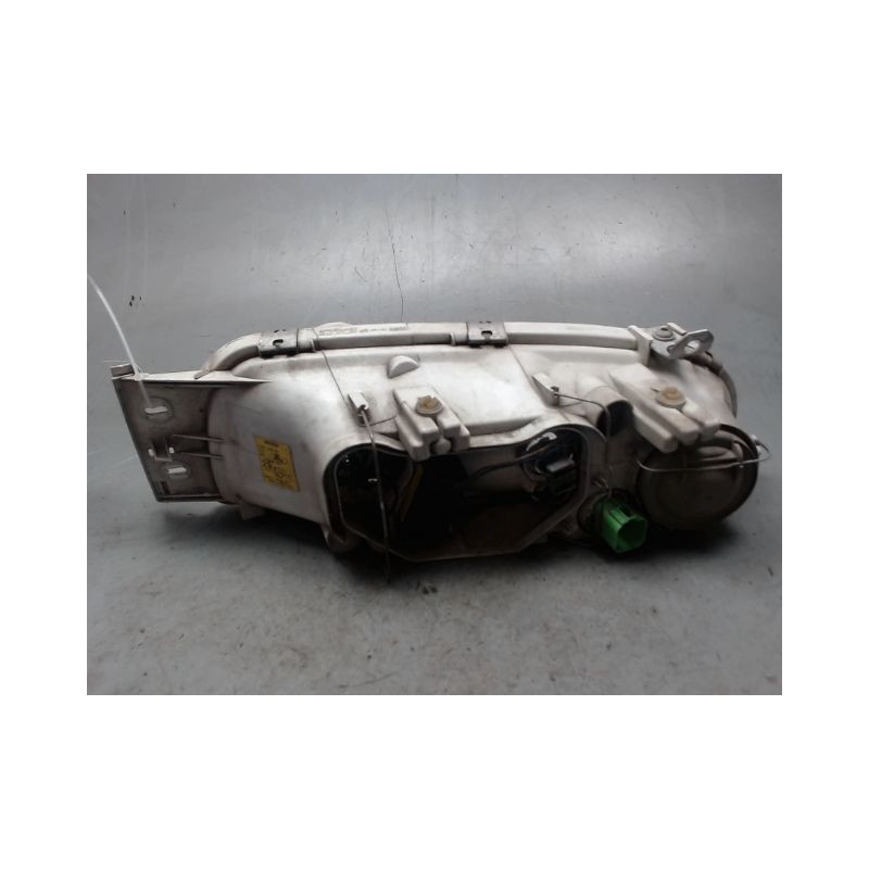 PHARE DROIT FORD FIESTA 95-9.99