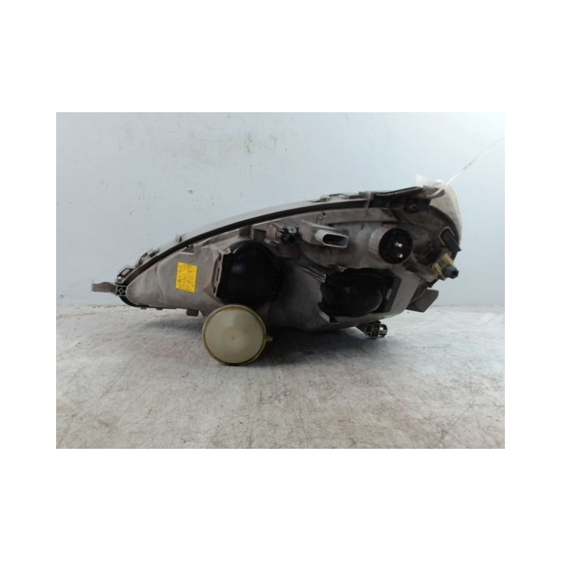 PHARE DROIT MERCEDES CLASSE A 2001 -