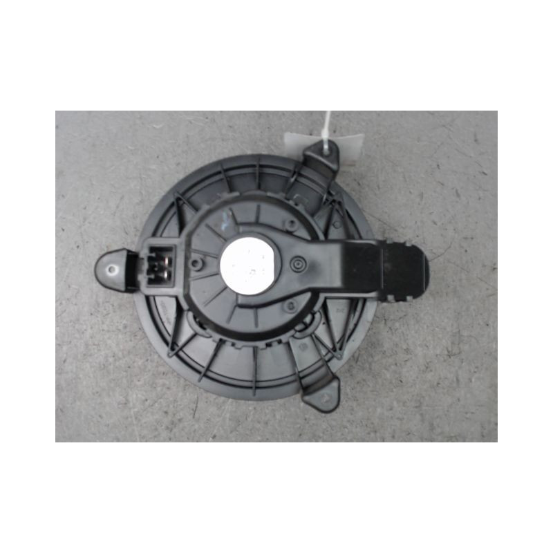 MOTEUR VENTILATEUR CHAUFFAGE FORD FIESTA