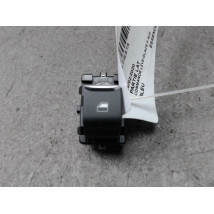 COMMANDE LEVE-GLACE PORTE AVD FORD FIESTA