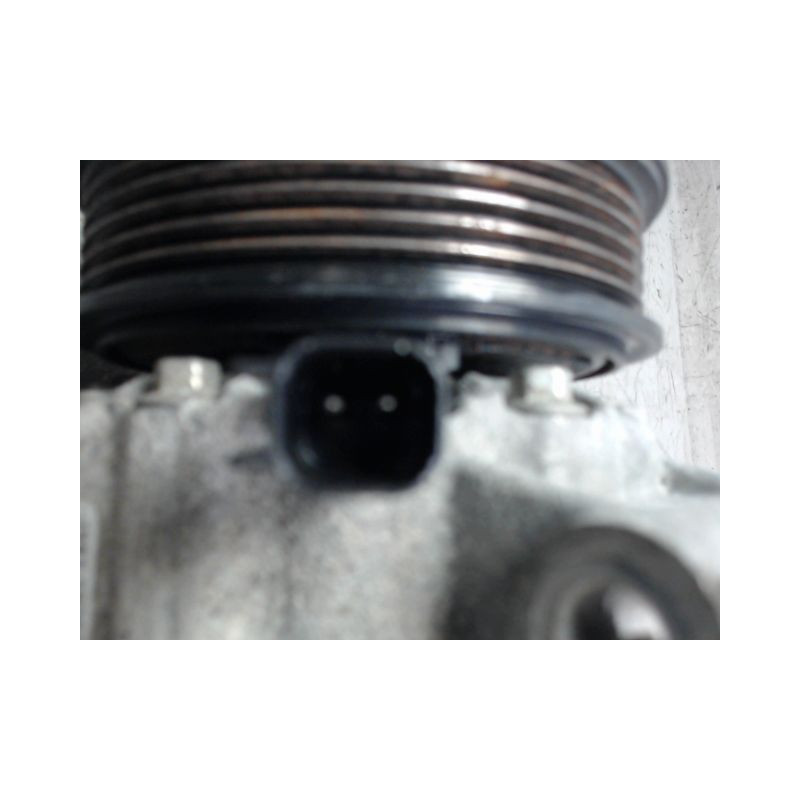 COMPRESSEUR AIR CONDITIONNE FORD FIESTA