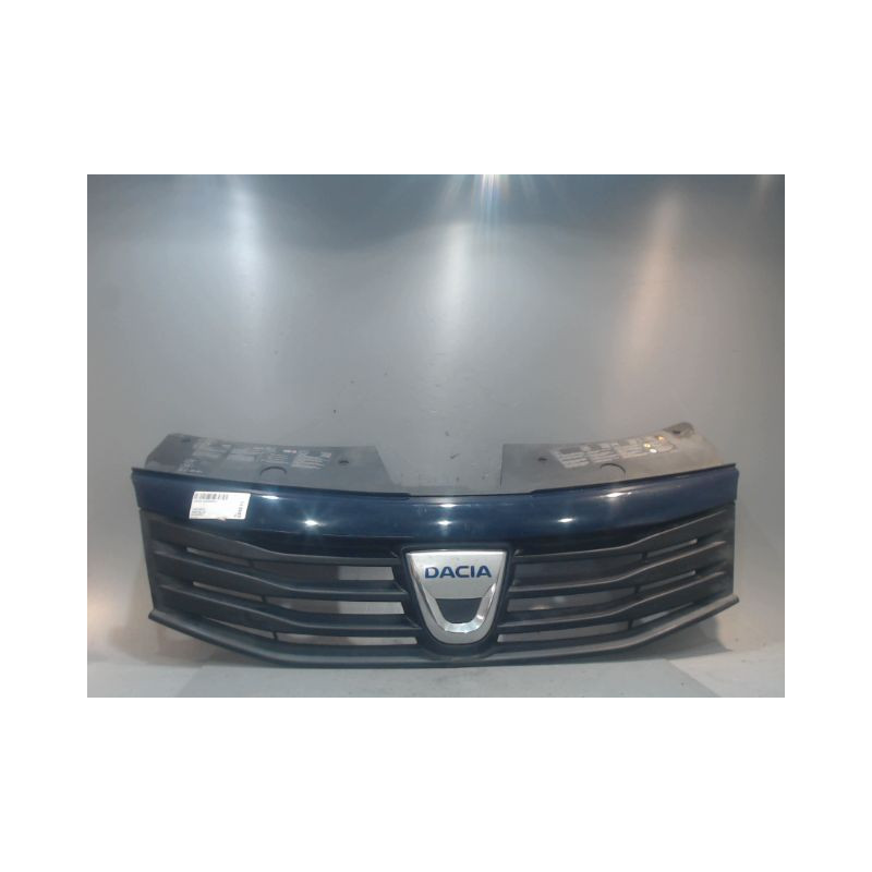 CALANDRE DACIA SANDERO