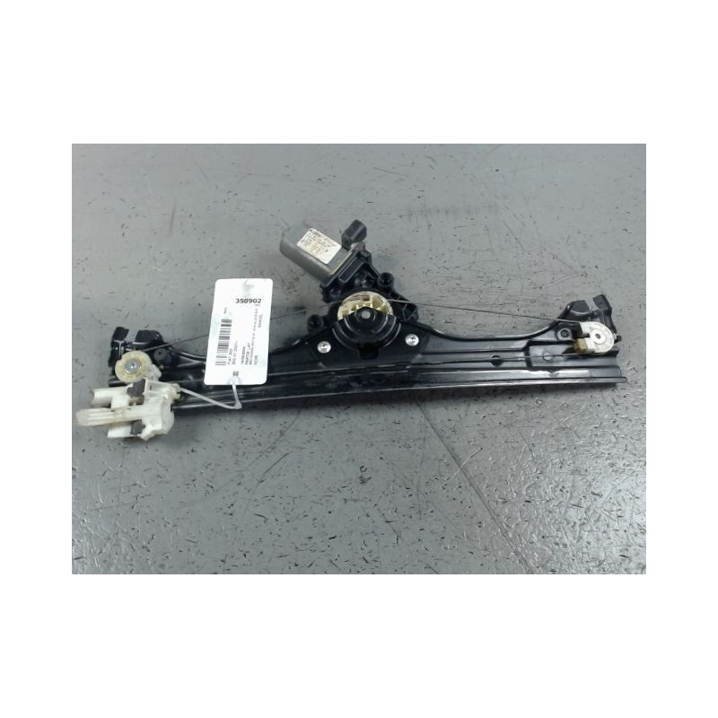MECANISME+MOTEUR LEVE-GLACE AVANT DROIT FIAT 500 2007-