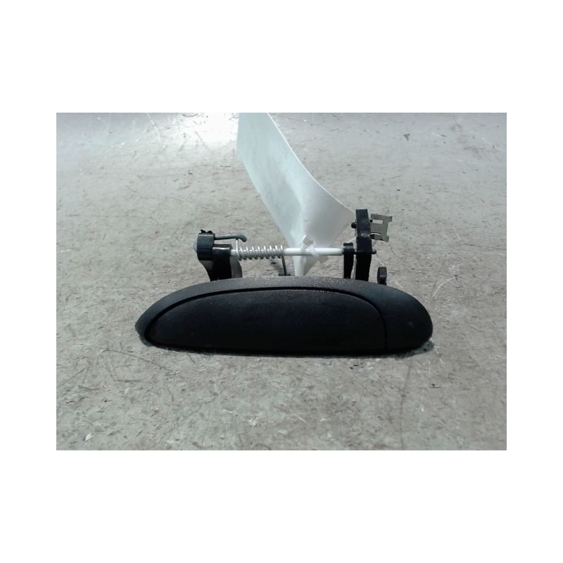 POIGNEE EXTERIEURE PORTE AVANT GAUCHE DACIA LOGAN MCV 2007-