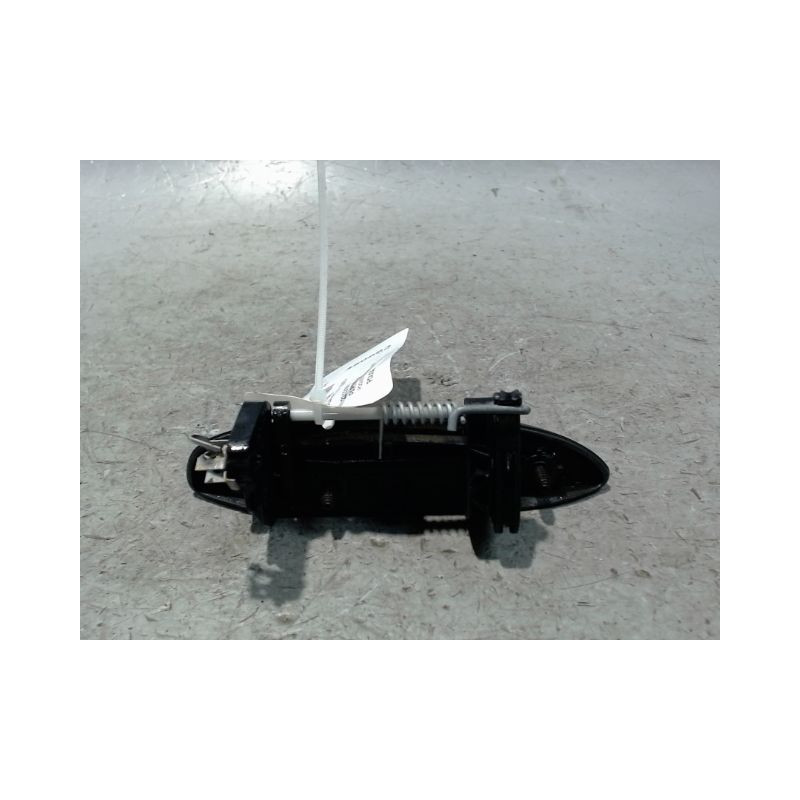 POIGNEE EXTERIEURE PORTE AVANT GAUCHE DACIA LOGAN MCV 2007-