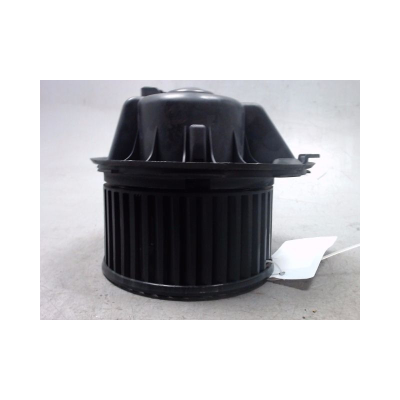 MOTEUR VENTILATEUR CHAUFFAGE VOLKSWAGEN GOLF VI 2008-