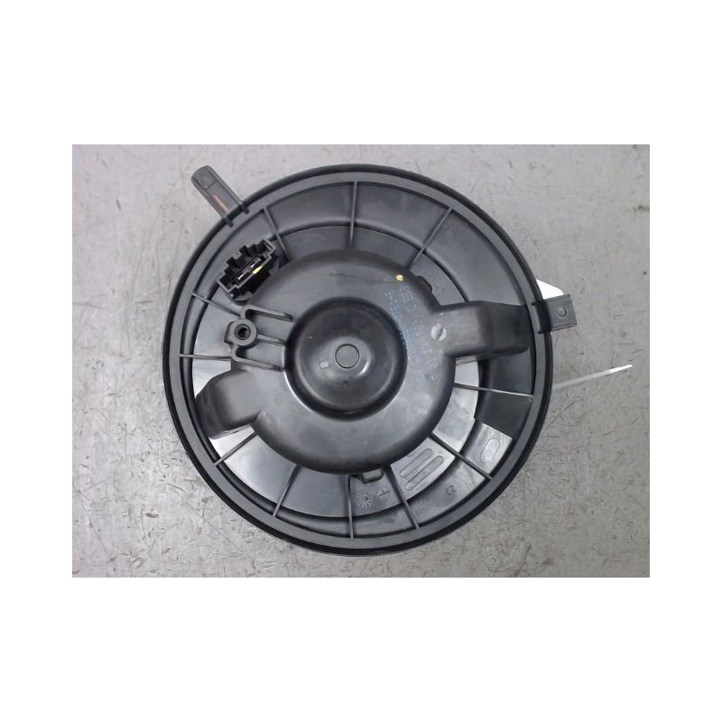 MOTEUR VENTILATEUR CHAUFFAGE VOLKSWAGEN GOLF VI 2008-