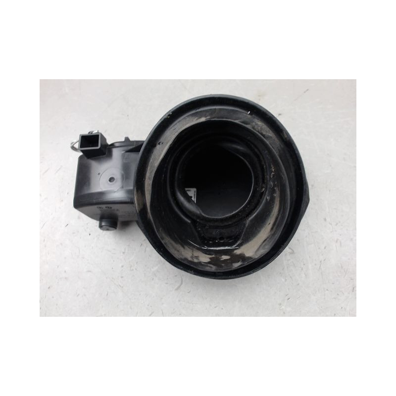 VOLET DE TRAPPE CARBURANT FORD KUGA