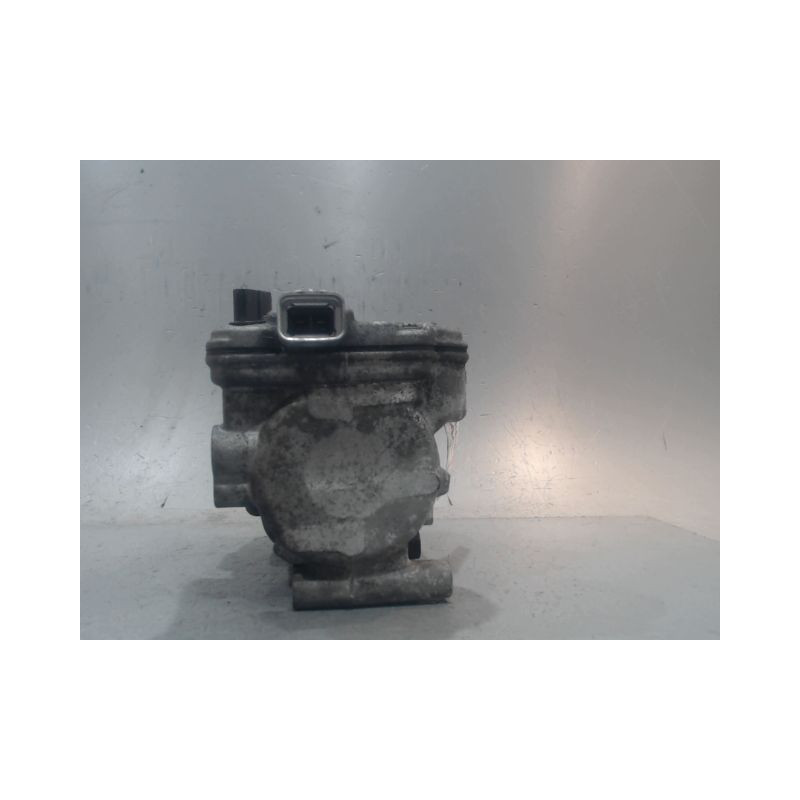 COMPRESSEUR AIR CONDITIONNE TOYOTA AURIS