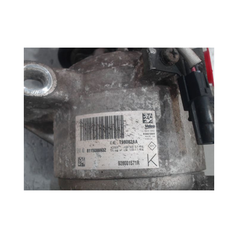 COMPRESSEUR AIR CONDITIONNE DACIA DUSTER