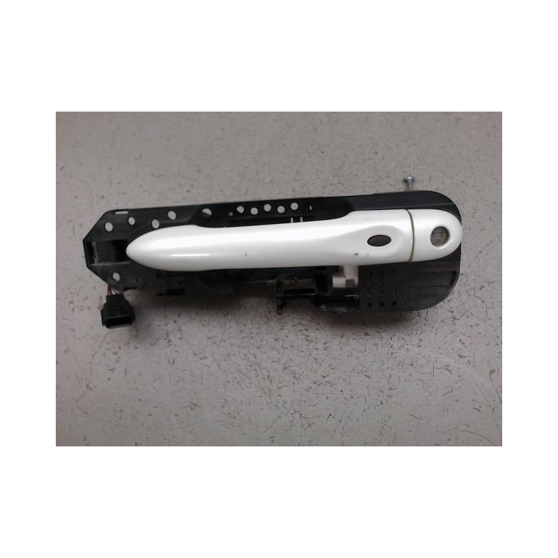 POIGNEE EXTERIEURE PORTE AVANT GAUCHE RENAULT MEGANE