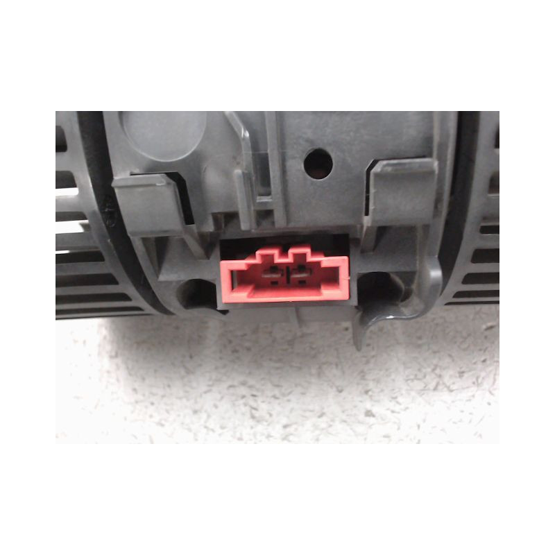 MOTEUR VENTILATEUR CHAUFFAGE RENAULT MEGANE