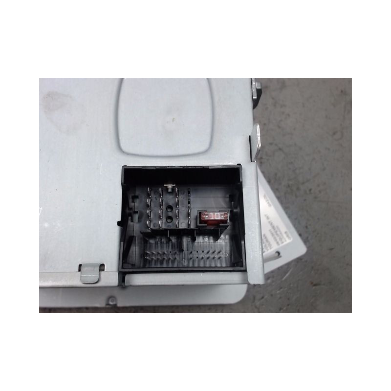 AUTORADIO VOLKSWAGEN TOURAN