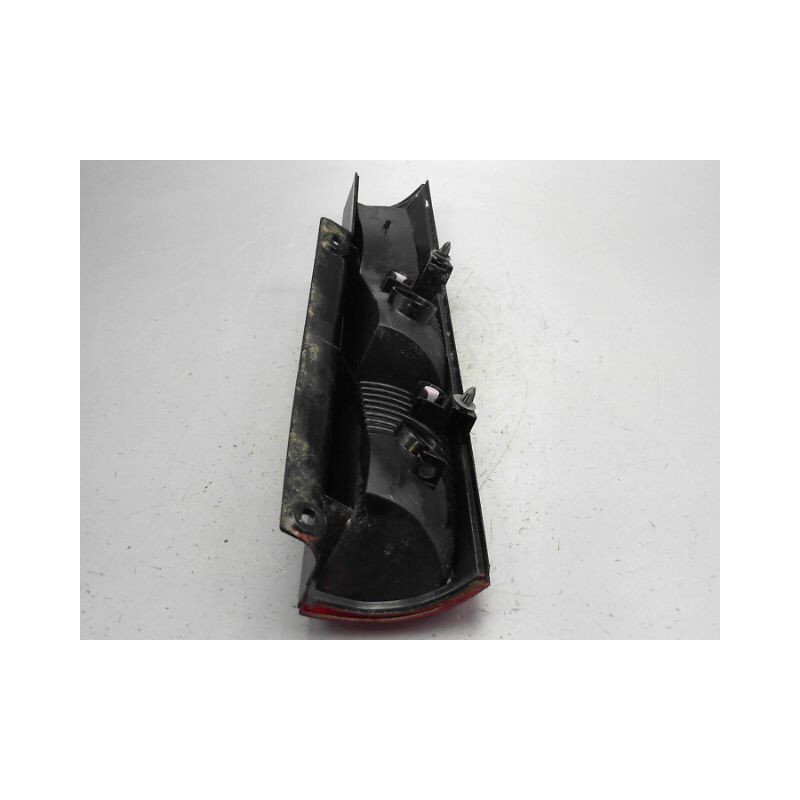 FEU ARRIERE GAUCHE  SUZUKI IGNIS II 2003-2009