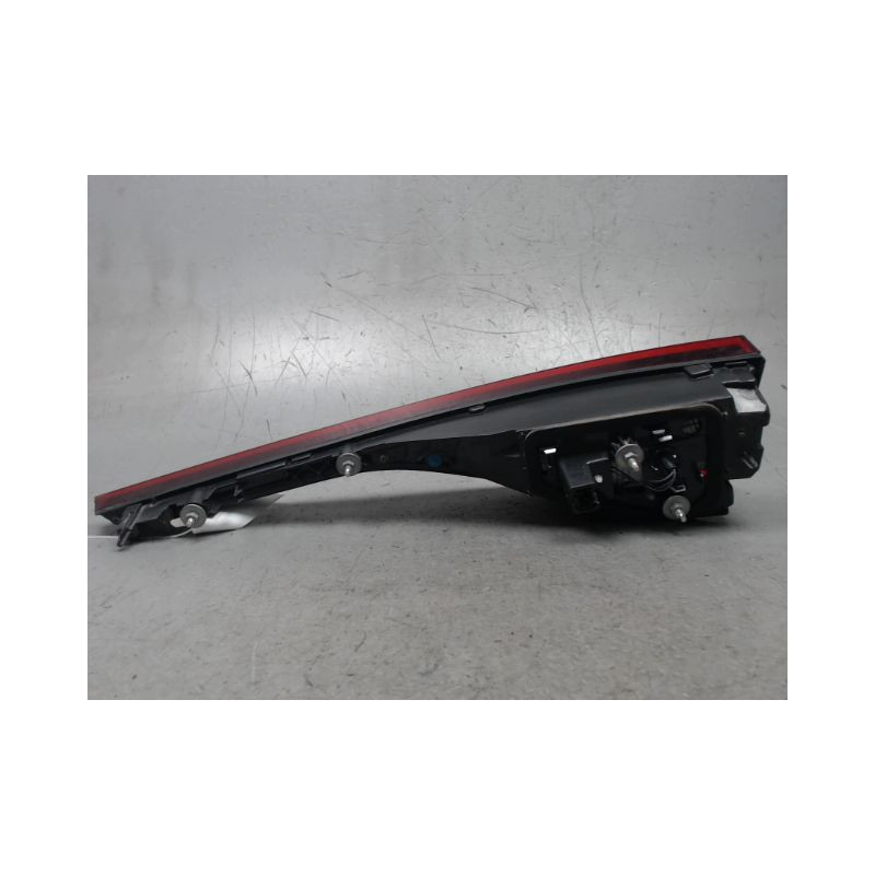 FEU ARRIERE INTERIEUR GAUCHE RENAULT MEGANE