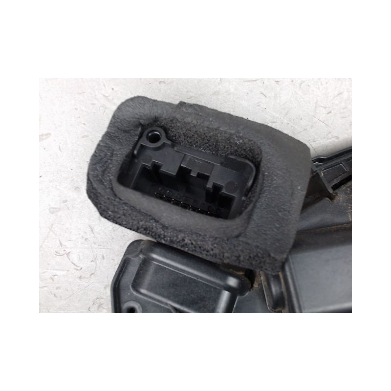 SYSTEME CONDAMNATION ARRIERE GAUCHE VOLKSWAGEN POLO