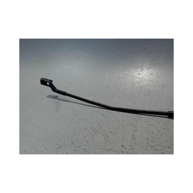 BRAS ESSUIE-GLACE AVANT DROIT VOLKSWAGEN GOLF