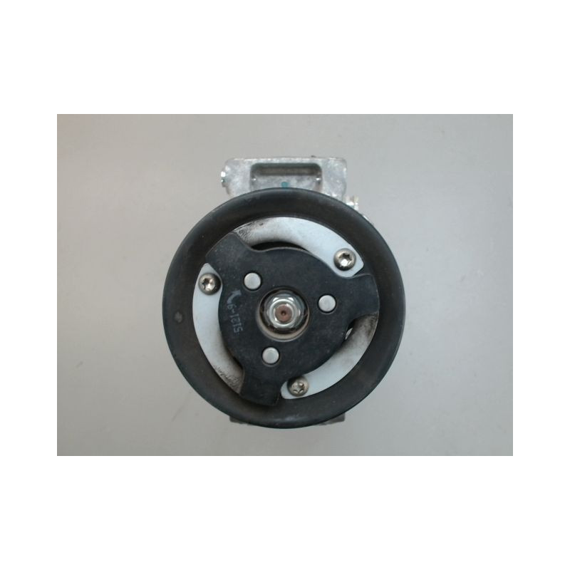 COMPRESSEUR AIR CONDITIONNE VOLKSWAGEN POLO
